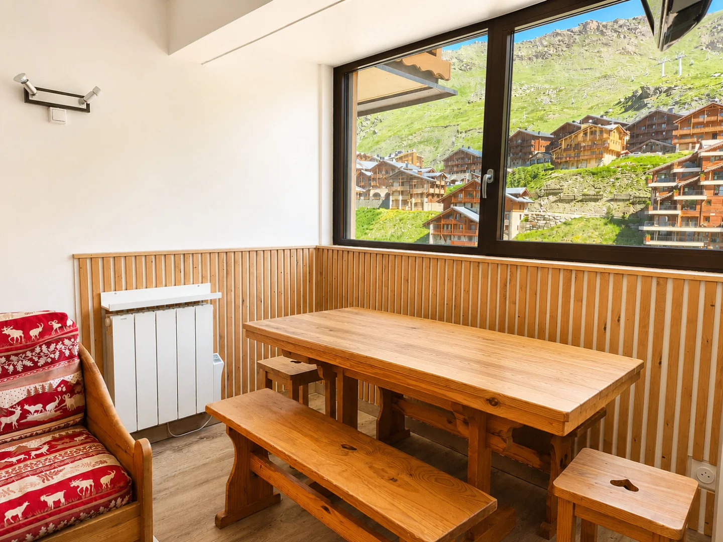 VAN675 / 2 rooms cabin / Val Thorens / Caron - Val Thorens