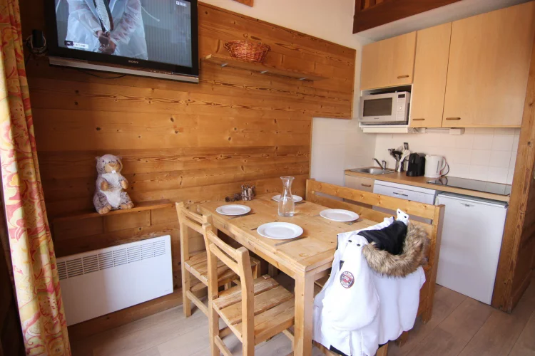 REB100 / Residence REINE BLANCHE<br>Ref. REB100