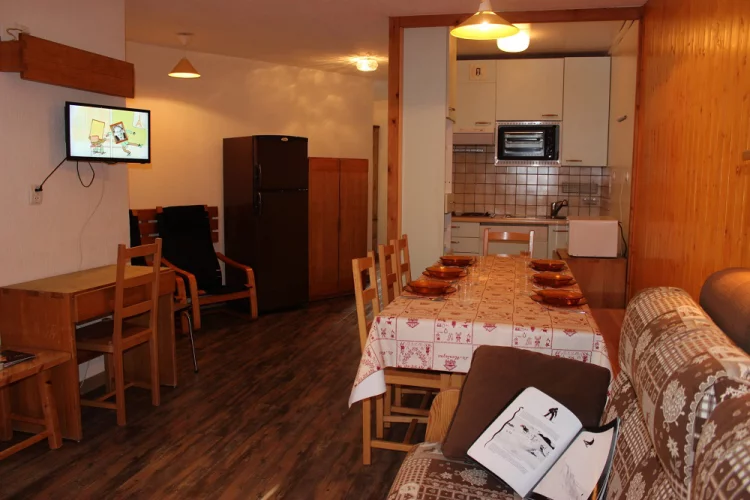 RPB24 / Residence ROC DE PECLET<br>Ref. RPB24